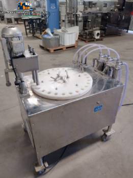 Rotating filling machine in stainless steel Erli 3 spouts