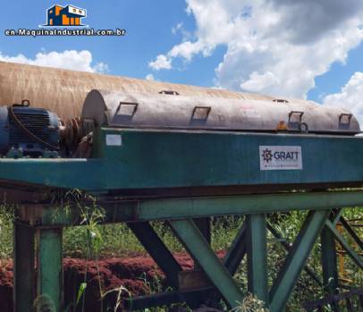 Gratt stainless steel screw-top decanter, 10 m�/hour