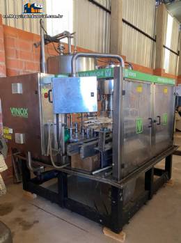 Gravimetric rotary filling machine in stainless steel with cabin