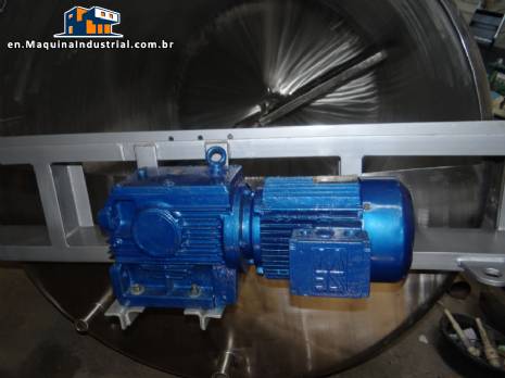 Stainless steel jacketed tank