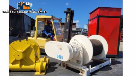 Lidan hydraulically driven winch
