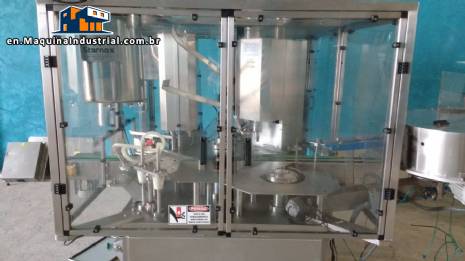 Container and capper bottle dropper and cap Prom�quina