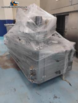 Filling machine for injectable ampoules Bausch
