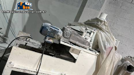 Geriatric skirt manufacturing machine 80 units / min