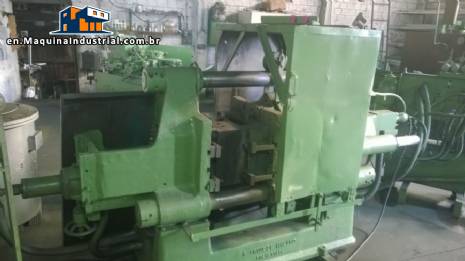 180 ton plastic injection molding machine Battenfeld