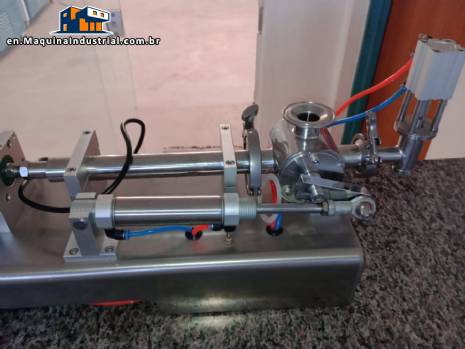 Dosing filling machine for pasty products Cetro Dosing filling machine for pasty products Cetro