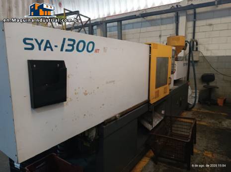 Sinitron 130-ton plastic injection molding machine