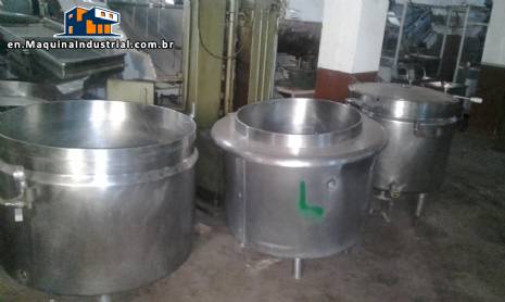 Stainless steel cooking pots