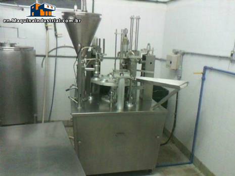 Brasholanda cream cheese cup dosing machine