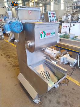 Italvisa P55 pasta extruder