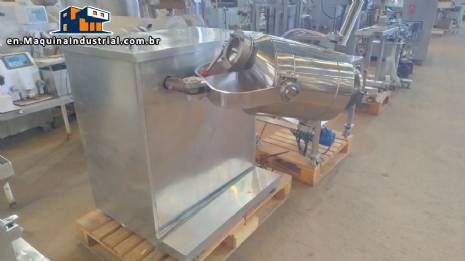 Three-dimensional rotary mixer