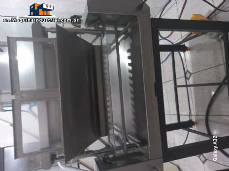 Stainless steel dropper for cassava flour biscuits, meringues, cookies, and Forma�o biscuits.