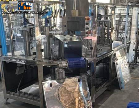 Stainless steel packaging machine for filling Stand-up Pouch packaging rotating carousel Ultramaq