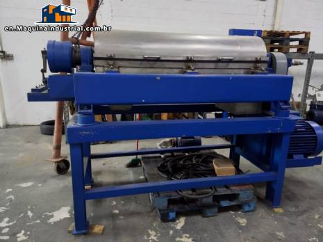 Horizontal stainless steel separator centrifuge to separate solids and liquids Alfa laval 10,000 liters / hour