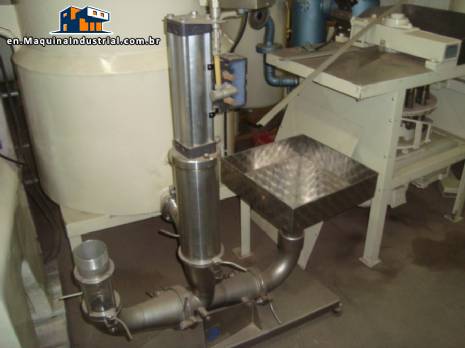 Pneumatic cylinder pump for transporting giblets of small birds Linco