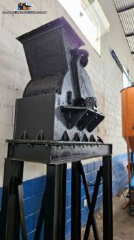 Hammer crusher mill, 6 tons per hour. Hammer crusher mill, 6 tons per hour.
