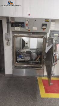 Luferco 2,000 liter horizontal stainless steel autoclave Luferco 2,000 liter horizontal stainless steel autoclave