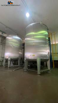 Stainless steel 316 tank with a capacity of 37,850 liters 10,000 gallons by Blackwater Engineering Stainless steel 316 tank with a capacity of 37,850 liters 10,000 gallons by Blackwater Engineering