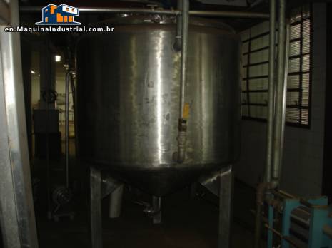 Tank with a capacity of 1900 litres Tank with a capacity of 1900 litres